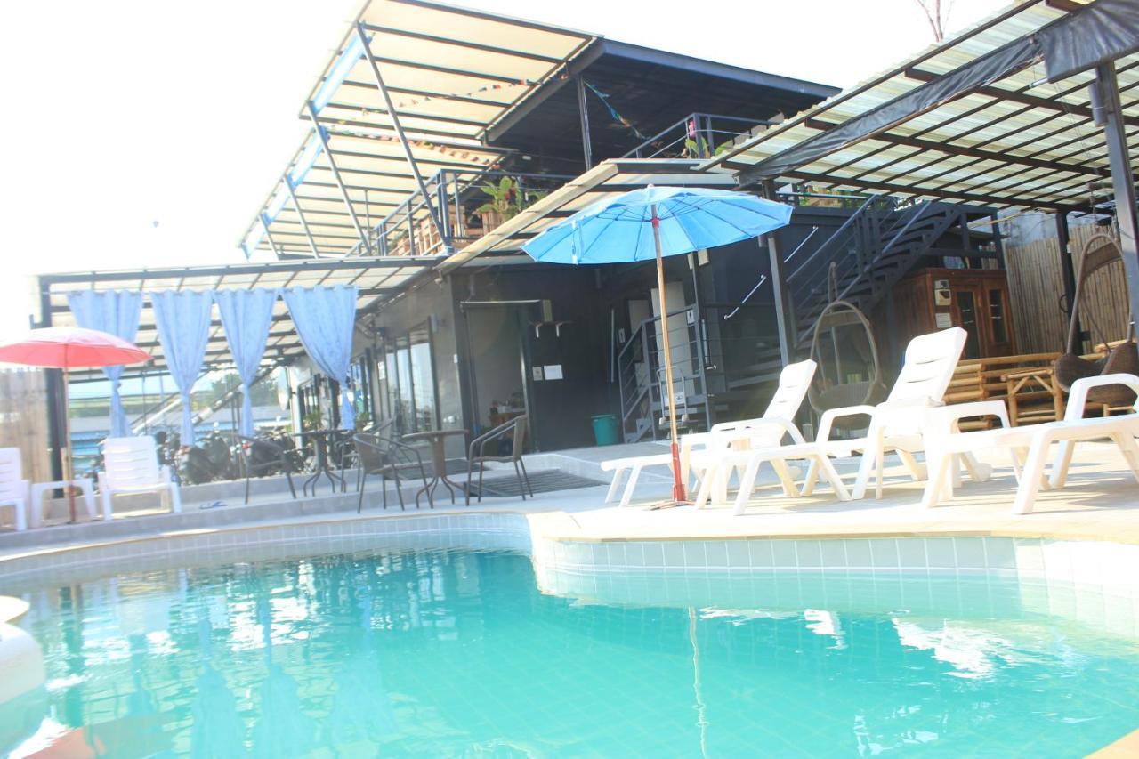 1715 House - White Rhino Hotel Rawai Exterior photo